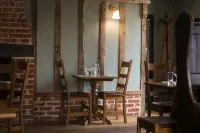 The Red Lion Hinxton Hotels in Saffron Walden