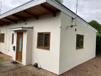 1-Bedroom Ground Floor Near Rugby School -  Ferienwohnungen