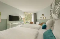 Hotel Bispinger Heide by Center Parcs Hotels in Munster