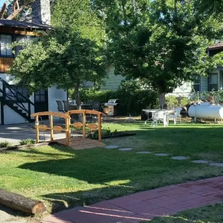 Kern Riverfront Lodge
