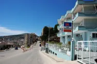 Bebi Hotel and Apartments