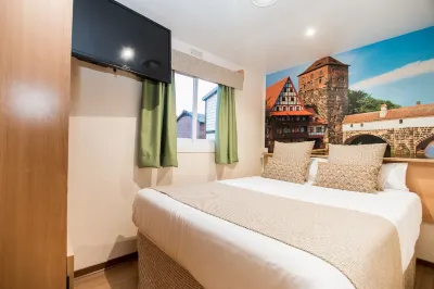 Magic Robin Hood Hotel in zona Cala Tio Ximo