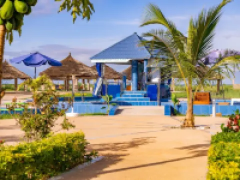 Sea-Front Suite - Sleeps 3 - Balcony - Pool Hotels in Bakau