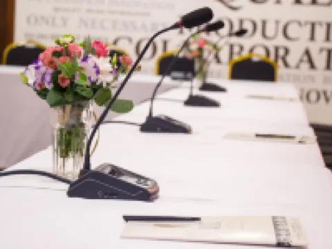 โรงแรม เมอร์เคียว ชิซีเนา ซีนเตอร์ แจ๊สส์ โรงแรมในคีชีเนา