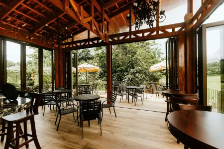 Paradise Hot Springs Отели в г. Ла Фортуна