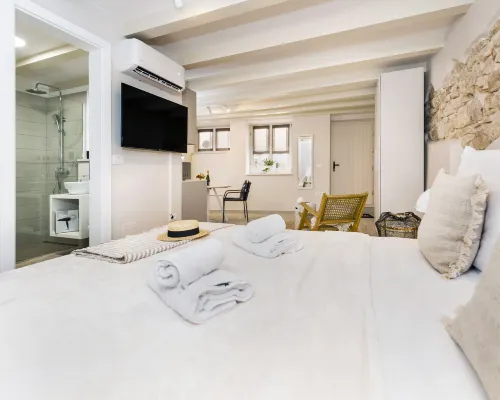 Yellow House Rovinj Hotels in Rovinj