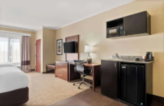 Comfort Suites Panama City Near Tyndall AFB