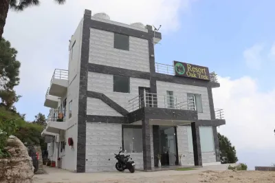 Oak Trek resort Hoteles cerca de Tip-in-Top Point