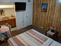 The Yellow Penthouse LLC Hotels in 