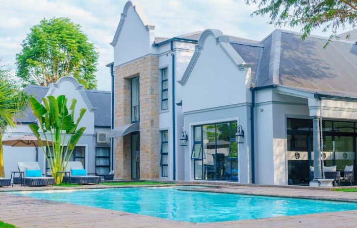 Ezulwini Villa Hotel