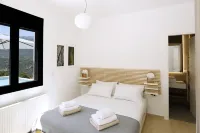 Villa Aires - 4-Star