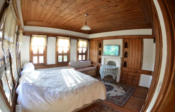 優甘喬格魯豪宅賓館