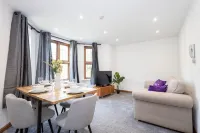 Pillo Rooms - Abbey Lodge Hotels in Eccles