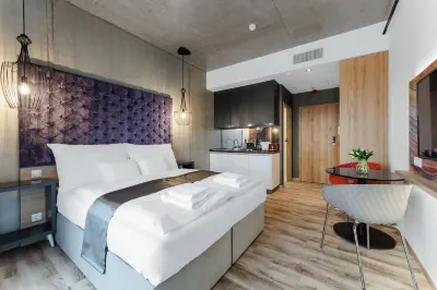 Onyx Luxury Budapest Hotels in District VII-Erzsebetvaros