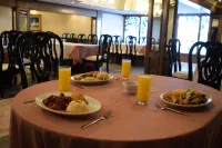 Hotel Virrey - فطور