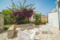 Villa Lisa with Huge Pool and Garden - Happy Rentals
