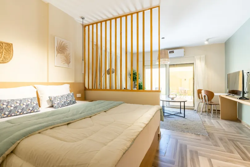 Bird Nest Near Arkan Plaza