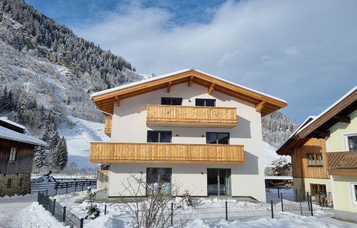 M1 - Mountain Living