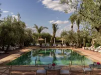 Casa Abracadabra Hotels in Srayeri