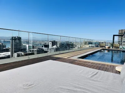 Urban Elephant 16 on Bree Hoteles en 