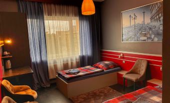 Hotel 108
