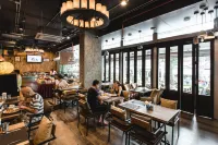 Adelphi Suites Bangkok Hotels in Bangkok