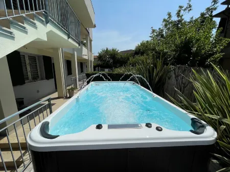 Casa Bonotto Отели рядом с достопримечательностью «South Garda Karting»