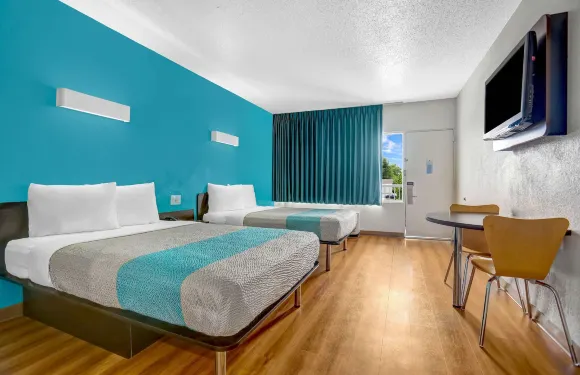 北卡羅來納傑克森維爾6號汽車旅館