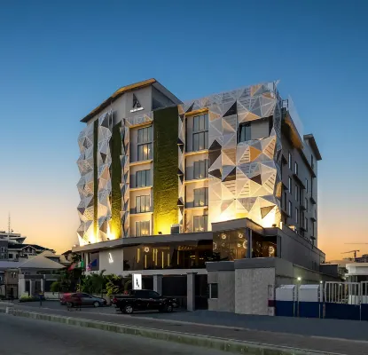โรงแรม The Art