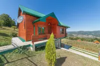 HOTEL RESORT GACKA Hotels near Pčelinjak Udruženja Pčelara,,Kolašin"