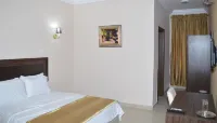 Leophine Residency Hotel Ogidi - breakfast