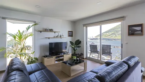 モンテ ダ ギア アロハメント ローカル in ファイアル島