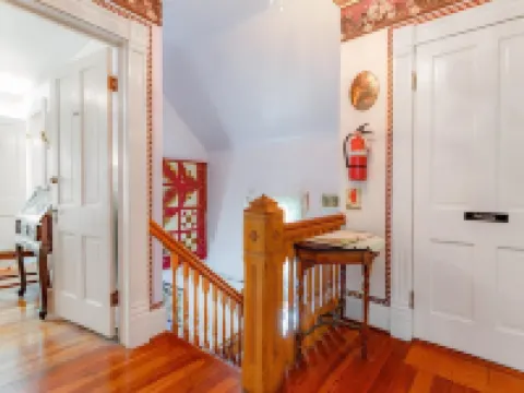 絲綢針包酒店 戈爾登酒店