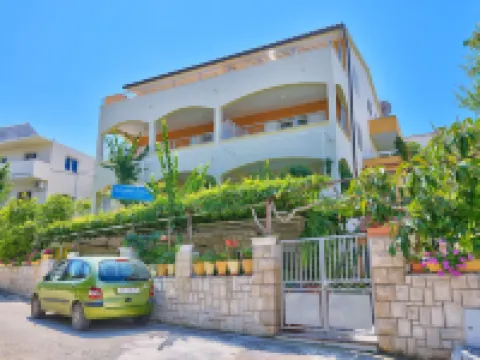 코마진 흐바르 호텔