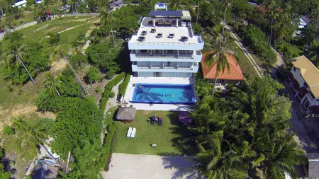 Bohol South Beach Hotel