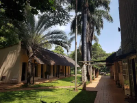 Lion's Guesthouse and the Buck&Lion Restaurant Hotels in Southern
