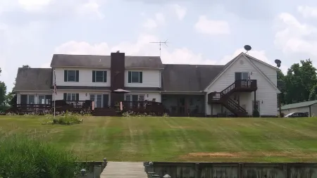 Marvels on the Creek