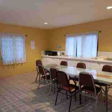 Shalom Guest House Dining/Meeting Rooms