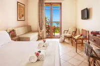 Hotel Paralio