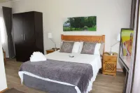 The Pecan Tree Guesthouse Hotels in Bryanston