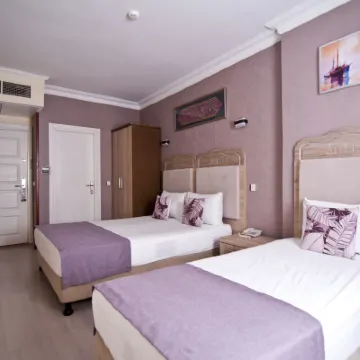 Artefes Hotel Old City & Spa 아라스타 바자르 주변 호텔