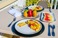 Takuma Boutique Hotel Rooms & Suites Jamaica - breakfast