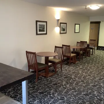 Luxury Inn & Suites
