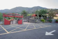 Suites & Villas Los Telares - parking