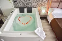 Mirosa Bed and Breakfast - Hot Tub