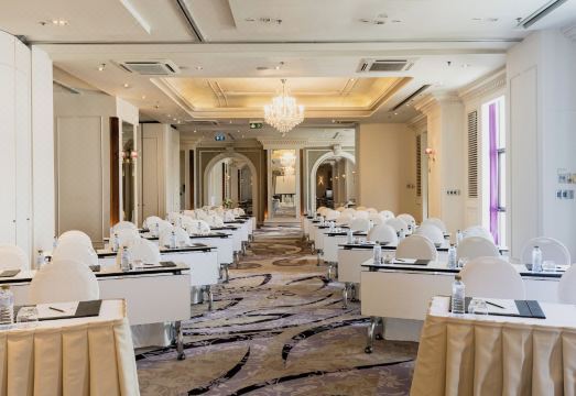 르부아 호텔 수영장