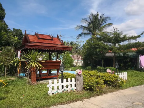 Thanawan Resort Hotel di Wichian Buri