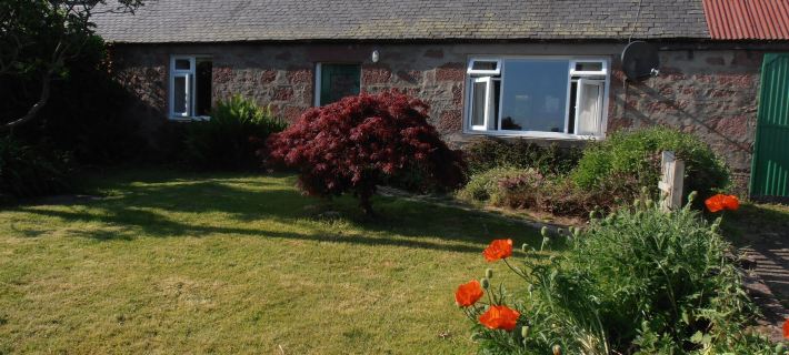 Smithy Cottage Hotels in Perth