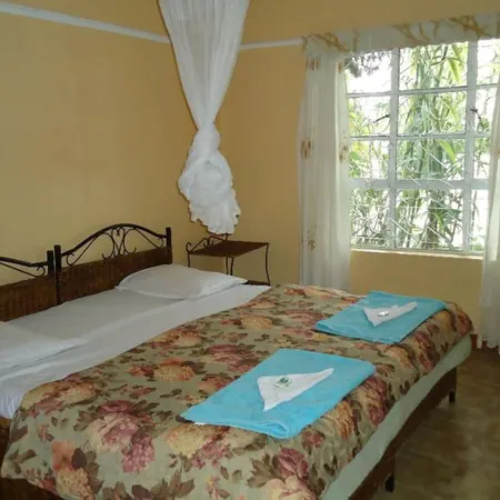 Taphe Guest House Resort
