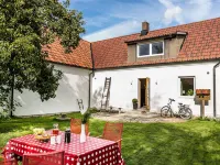 Trädgårdshuset I Sankt Olof Hotels in Simrishamn V